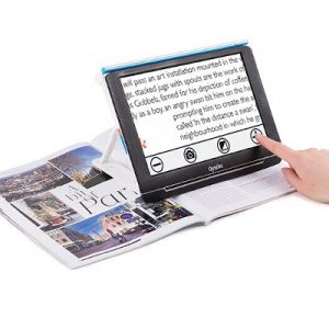 optelec-compact-10-hd_reading-a-magazine-with-buttons-at-the-bottom_lr_proc-300×300